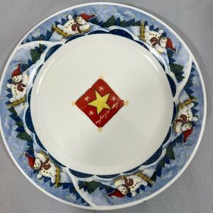 Snow valley dessert plates. Set of two. Oneida